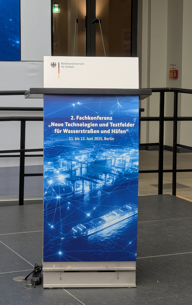 Rednerpult im BMV während der Vernetzungskonferenz