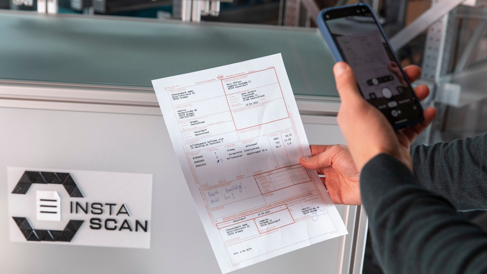 InstaScan – digitalisieren von Dokumenten via Smartphone: CMR Frachtbrief wird mobil erfasst; Interoperabilitätslösung und maschinenlesbare Dokumente für ERP/TMS; Automatisierung Workflow und Prozess automatisieren.