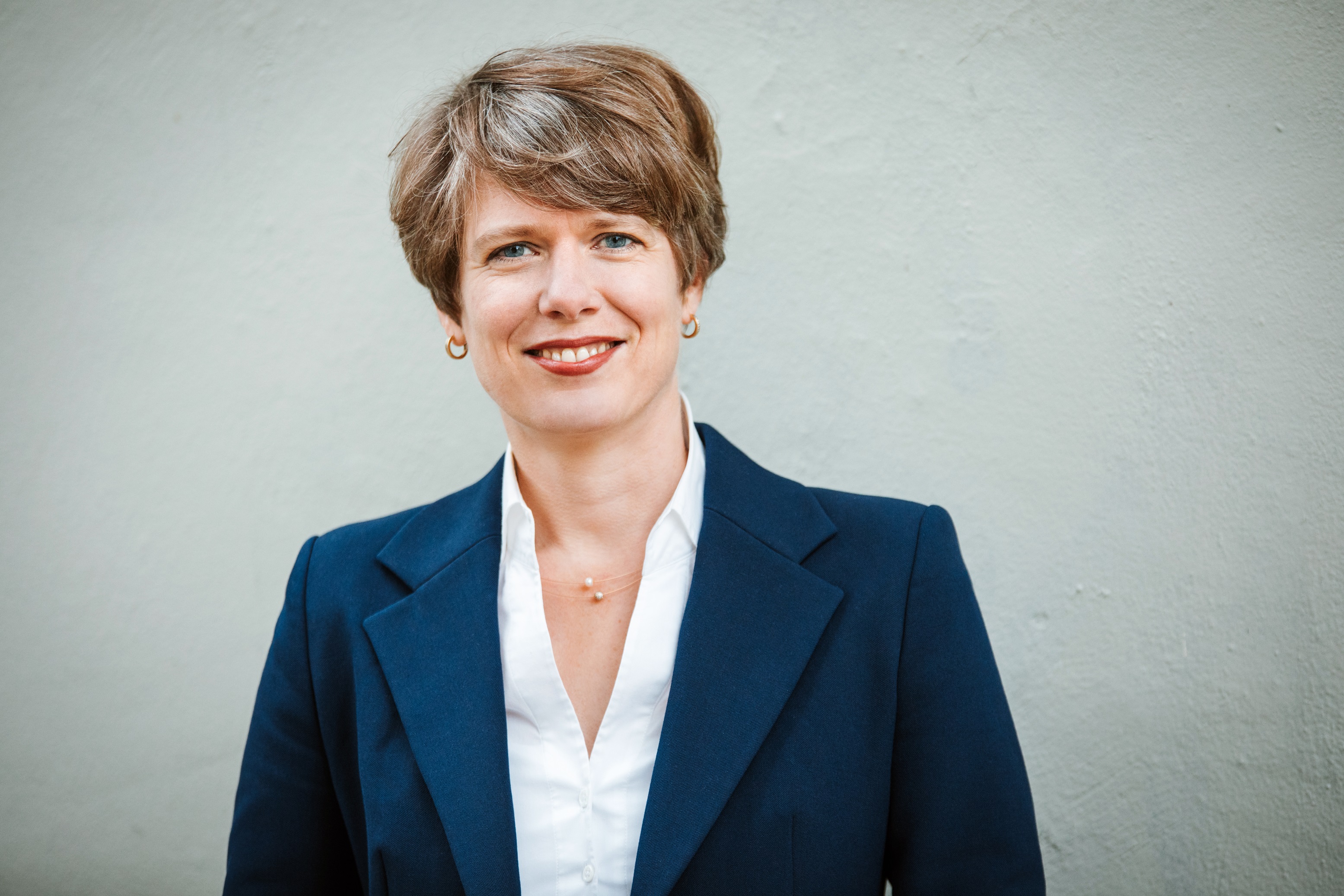Prof. Alice Kirchheim is the new institute director at Fraunhofer IML Prof. Alice Kirchheim